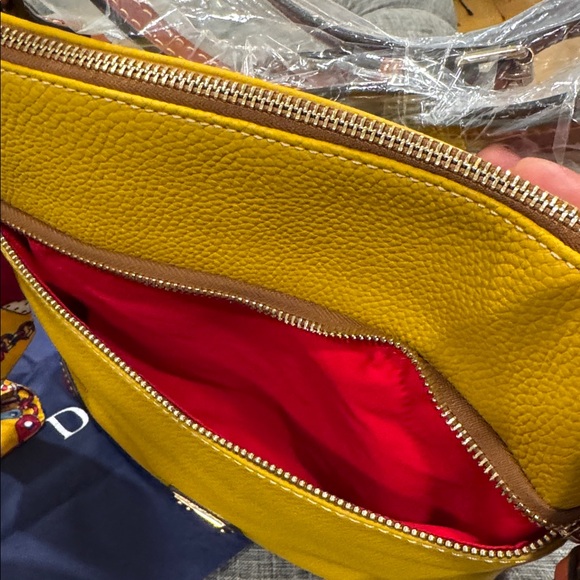 Dooney & Bourke Pebble Grain Mustard Leather Bag Crossbody NWT - Picture 10 of 17